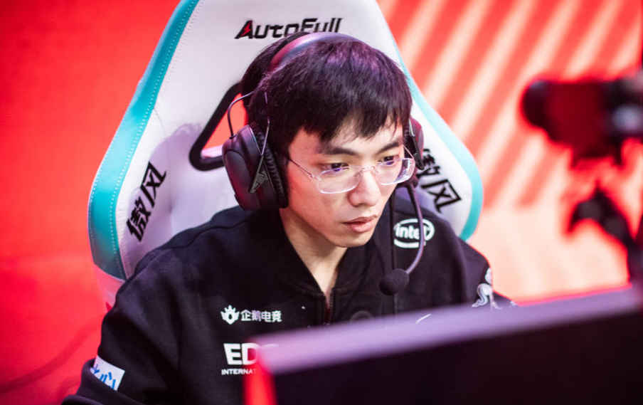 开云体育平台APP-包含DK完胜EDG，Kanavi关键制胜的词条