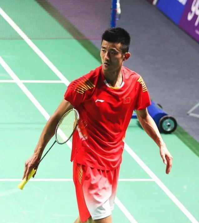 中国羽毛球队翻盘日本羽毛球队,谌龙高光表现的简单介绍 中国羽毛球队翻盘日本羽毛球队,谌龙高光表现的简单介绍