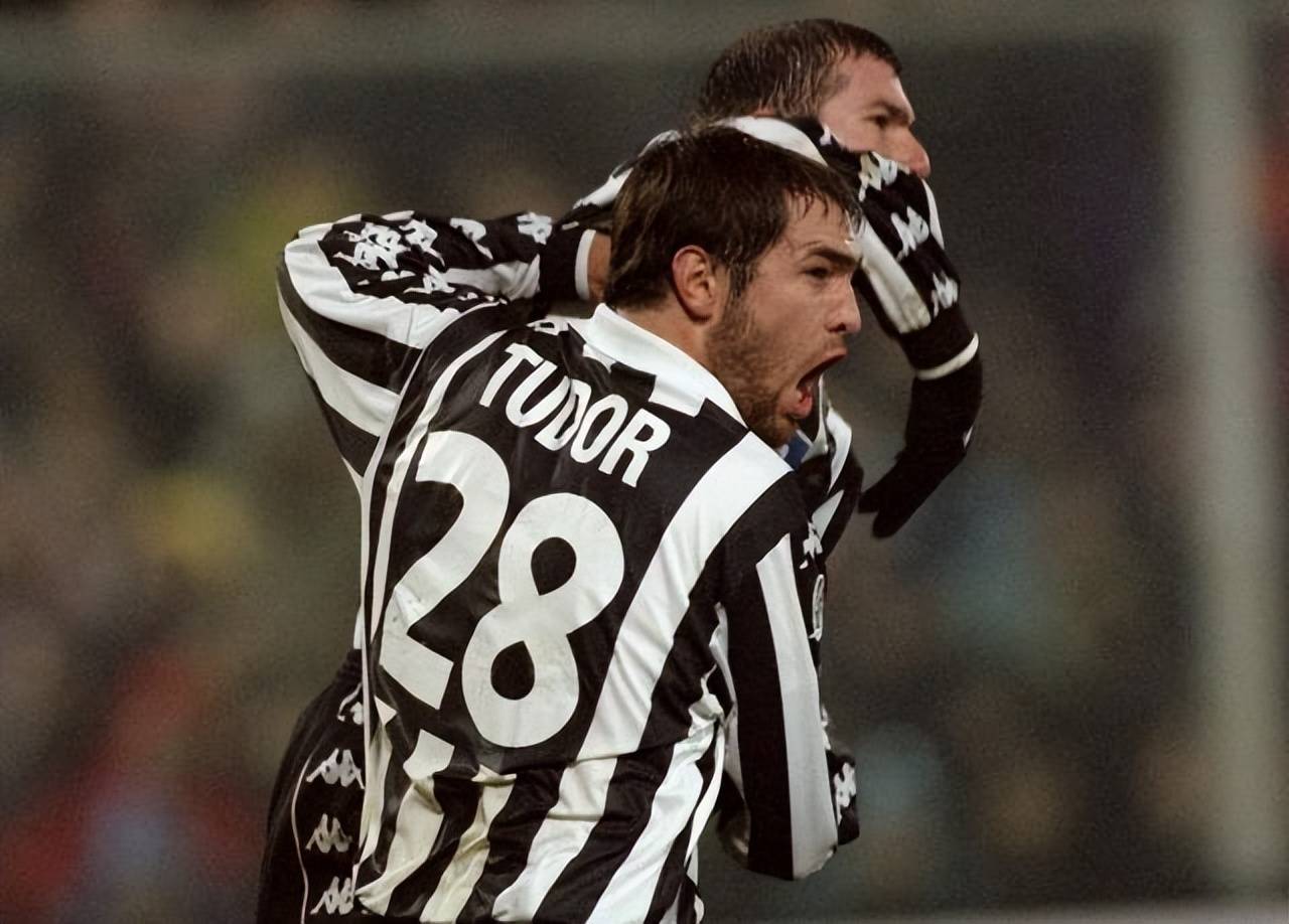 尤文图斯主场慨叹平局,巴黎圣日耳曼手足无措的简单介绍 尤文图斯主场慨叹平局,巴黎圣日耳曼手足无措的简单介绍