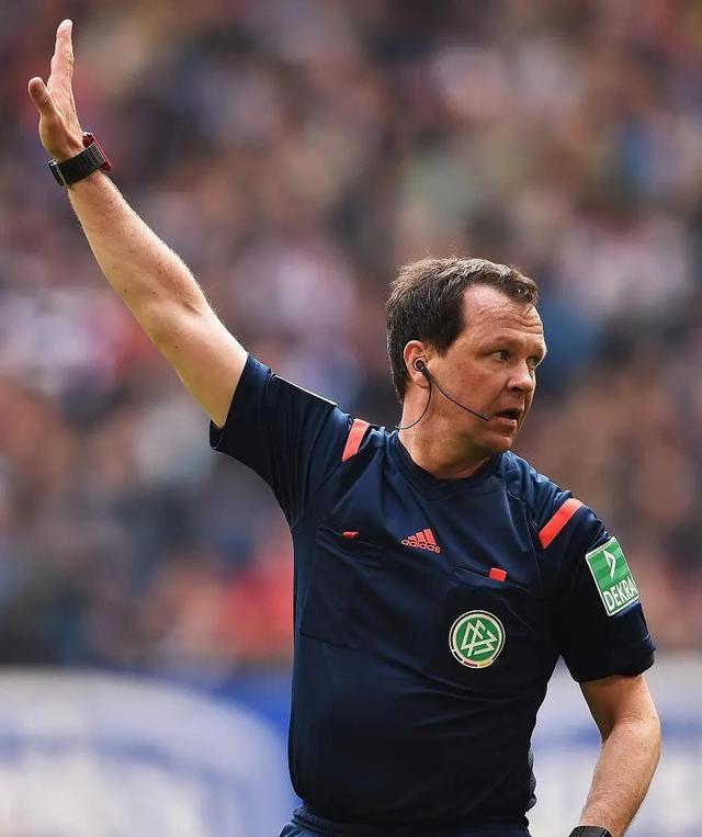 开云体育在线-毕尔巴鄂取得关键胜利，晋级淘汰赛