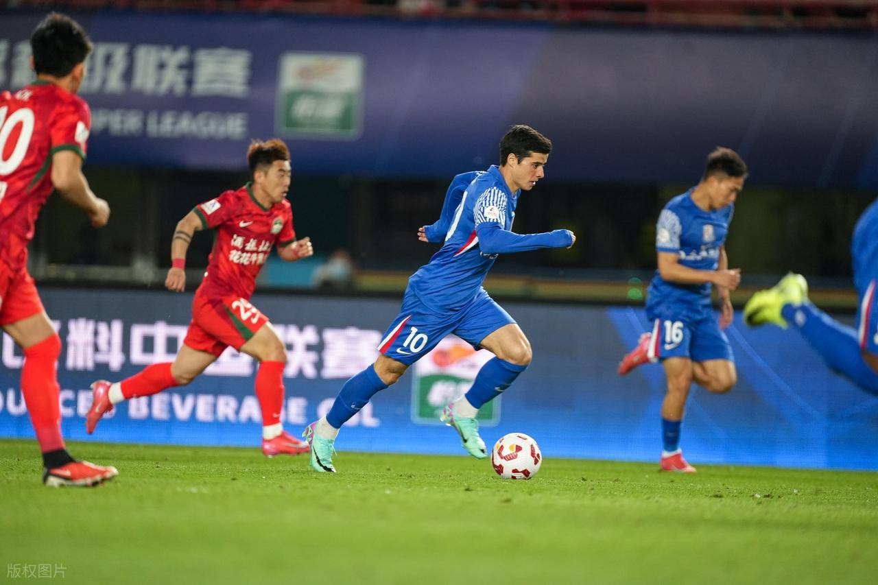 包含上海队球员因伤缺席比赛，球队实力受损的词条