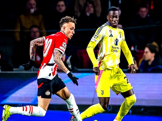 包含尤文图斯客场惨败意甲卫冕梦碎的词条