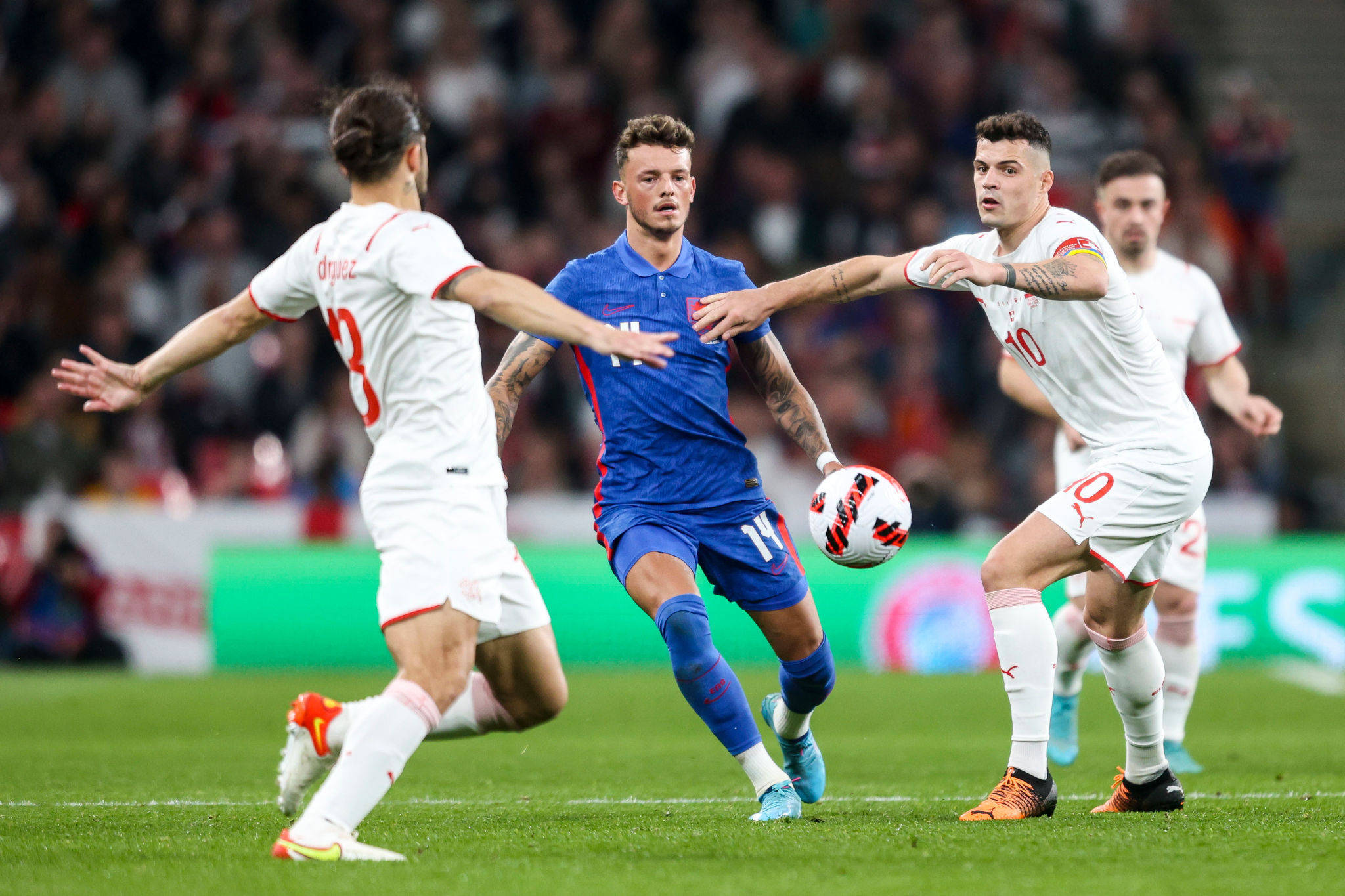 开云足球直播-西班牙绝杀智利，凯恩统治全场